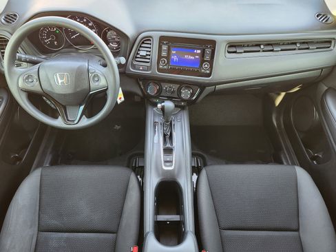 Used 2020 Honda HR-V LX image 25
