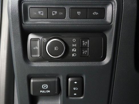 Used 2022 Ford F150 Raptor w/ Raptor 37 Performance Package AWD/4WD image 25