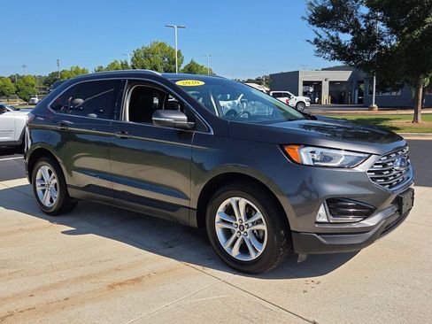 Used 2020 Ford Edge SEL FWD image 18