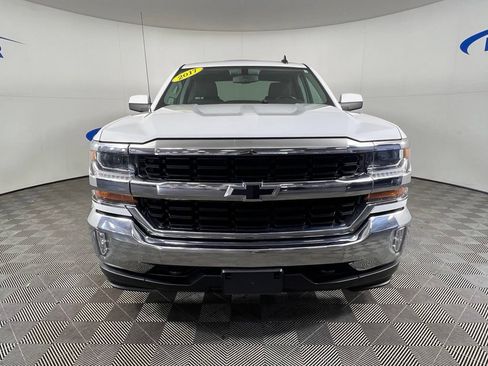 Used 2017 Chevrolet Silverado 1500 LT w/ True North Edition AWD/4WD image 9