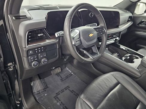 Used 2025 Chevrolet Tahoe LT AWD/4WD image 10