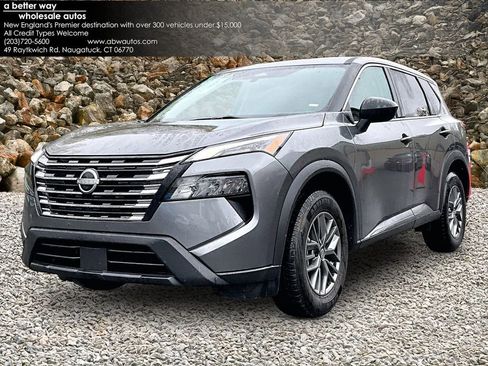 Used 2024 Nissan Rogue S AWD/4WD image 1