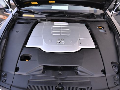 Used 2011 Lexus LS 460 w/ Sport Pkg RWD image 34