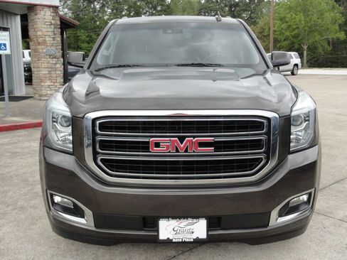 Used 2019 GMC Yukon SLT image 2