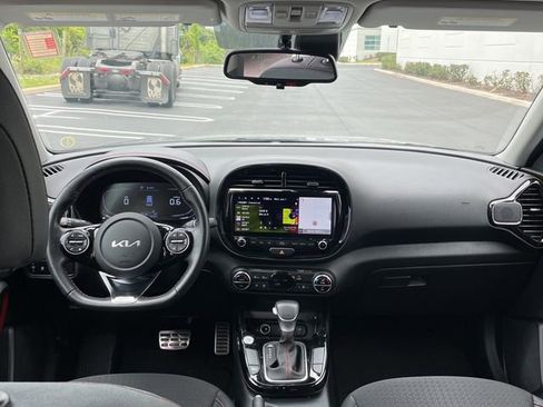 Used 2024 Kia Soul GT-Line FWD image 17