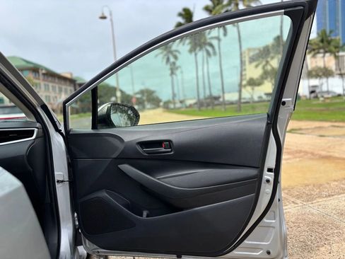 Used 2023 Toyota Corolla LE image 14