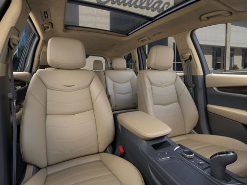 New 2025 Cadillac XT6 Premium Luxury w/ Platinum Package image 16