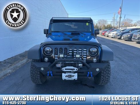 Used 2016 Jeep Wrangler Sport image 8