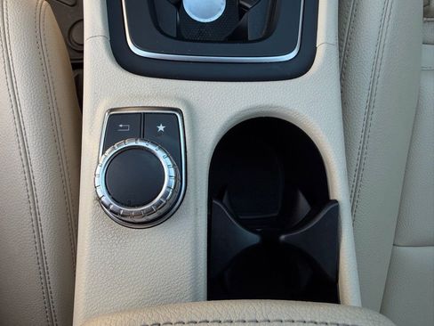 Used 2019 Mercedes-Benz CLA 250 image 22