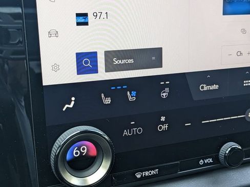 Used 2025 Lexus RX 350 Premium w/ Accessory Package (Z1) FWD image 30