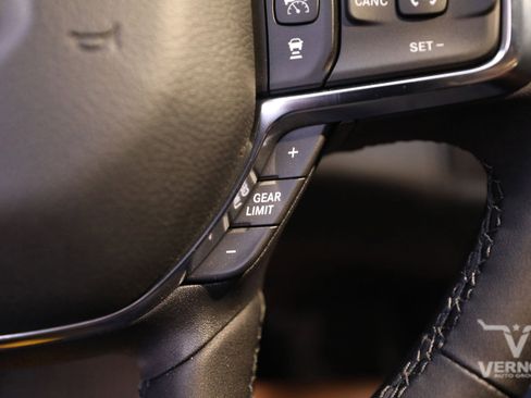 New 2025 RAM 3500 Laramie image 28