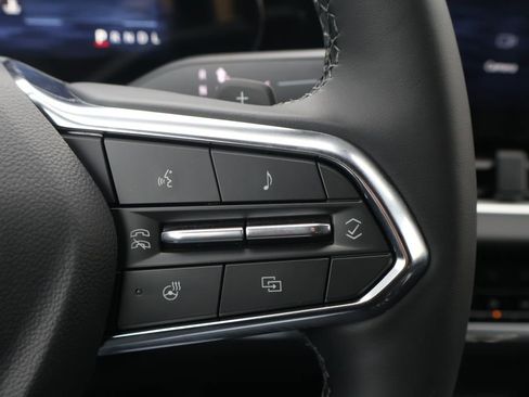 New 2026 Chevrolet Equinox LT w/ Convenience Package II FWD image 23