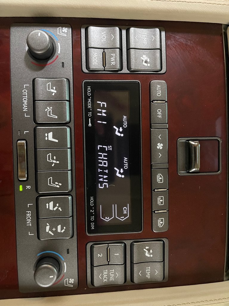 Used 2009 Lexus LS 460 L w/ Executive Class Seating Pkg RWD image 35