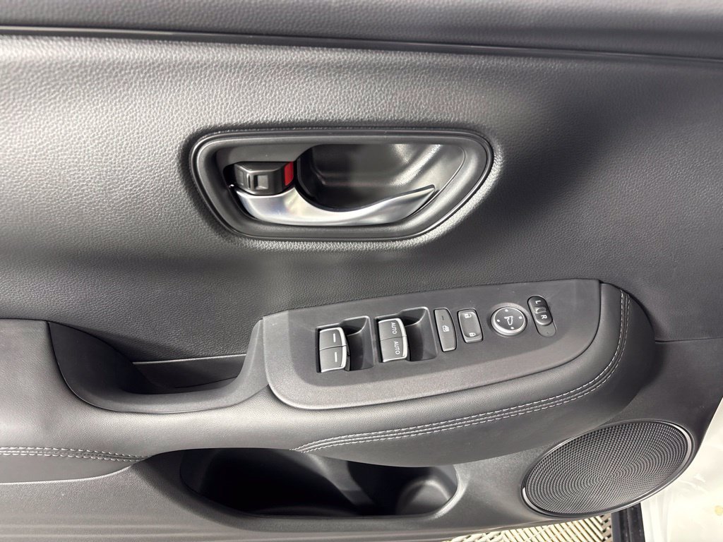 Used 2027 Honda HR-V EX-L image 25