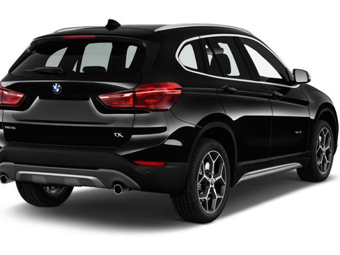 Used 2019 BMW X1 xDrive28i w/ Convenience Package AWD/4WD image 3