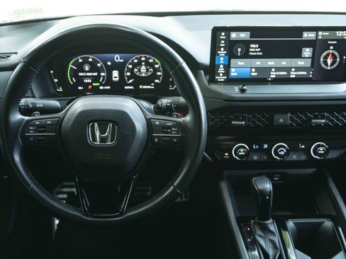 Used 2024 Honda Accord Sport image 19
