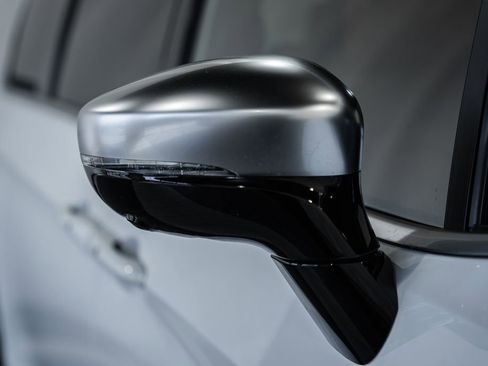 New 2026 Chrysler Pacifica Pinnacle image 16