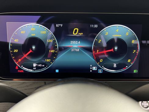 Used 2022 Mercedes-Benz E 350 Sedan image 16