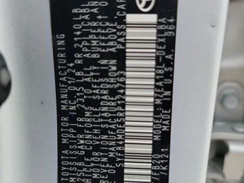 Used 2024 Toyota Corolla LE image 25