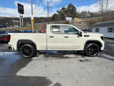 New 2026 GMC Sierra 1500 Pro w/ Graphite Edition AWD/4WD image 6