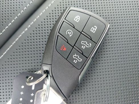 New 2025 GMC Sierra EV Denali image 36