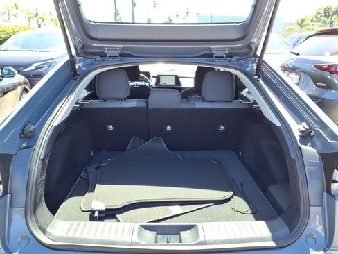 Used 2026 Toyota Prius Plug-In Hybrid FWD image 24