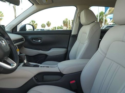Used 2027 Honda HR-V EX-L image 11