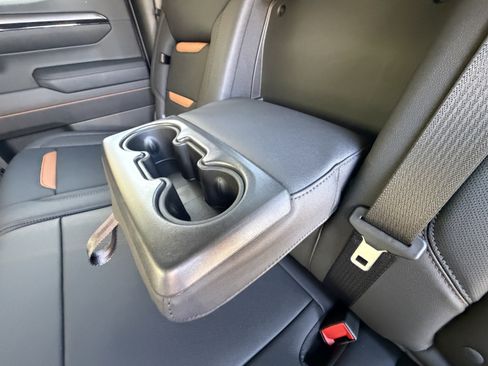 New 2026 GMC Sierra 1500 AT4 w/ Technology Package image 25