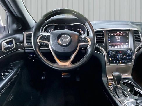 Used 2016 Jeep Grand Cherokee Overland AWD/4WD image 8