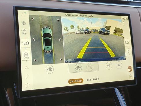 New 2026 Land Rover Range Rover Sport Dynamic SE image 17