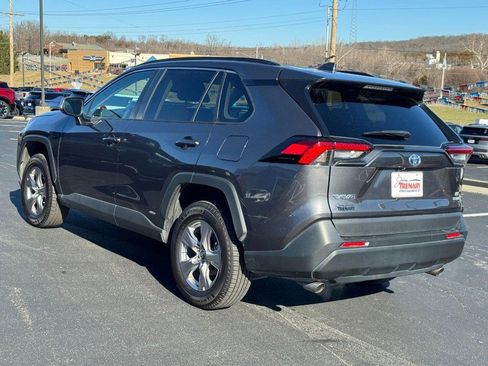 Used 2024 Toyota RAV4 LE image 6