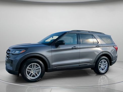 New 2026 Ford Explorer Active image 13