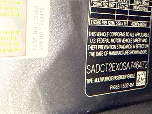 Used 2025 Jaguar F-PACE R-Dynamic S image 28