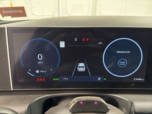Used 2025 Hyundai Tucson SEL AWD/4WD image 27