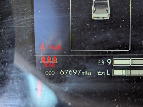 Used 2022 Toyota Tundra Platinum image 19