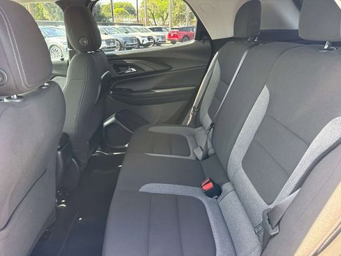 Used 2023 Chevrolet TrailBlazer LT FWD image 10