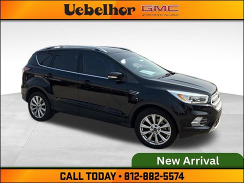 Used 2018 Ford Escape Titanium FWD image 4