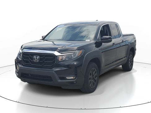 Certified 2023 Honda Ridgeline RTL image 3