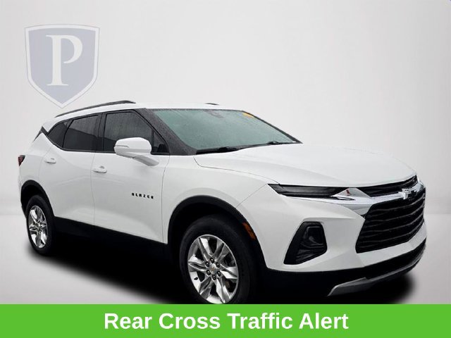 Used 2022 Chevrolet Blazer LT FWD image 2