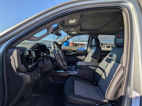 New 2026 Chevrolet Silverado 1500 RST image 13