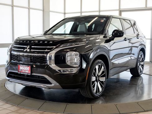Used 2026 Mitsubishi Outlander SE AWD/4WD image 4