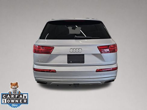 Used 2019 Audi Q7 3.0T Premium Plus AWD/4WD image 4