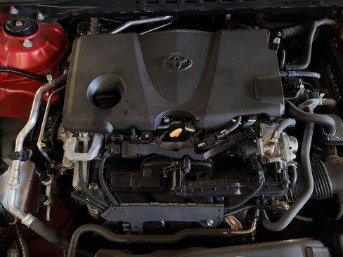 Used 2021 Toyota Camry SE FWD image 30