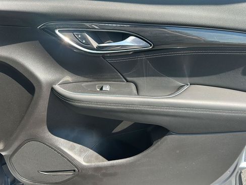 Used 2022 Buick Envision Essence w/ Sport Touring Package FWD image 18