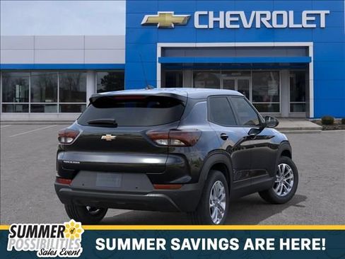 New 2026 Chevrolet TrailBlazer LS w/ LS Convenience Package FWD image 4