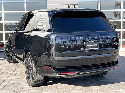 Certified 2023 Land Rover Range Rover SE AWD/4WD image 12