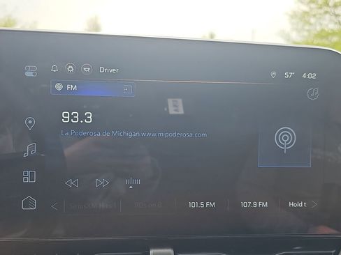 Used 2025 Chevrolet Equinox LT AWD/4WD image 21