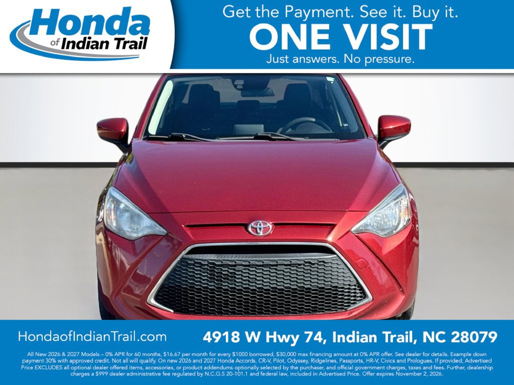 Used 2019 Toyota Yaris L FWD image 2