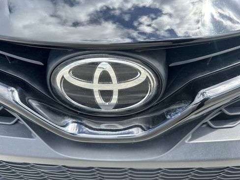 Used 2023 Toyota Camry SE w/ Convenience Package image 10