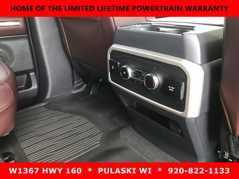 Used 2023 Ford Expedition Limited AWD/4WD image 9